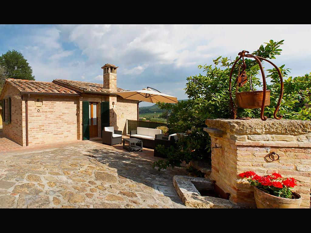 La Casina Toscana Montepulciano Stazione Exterior foto